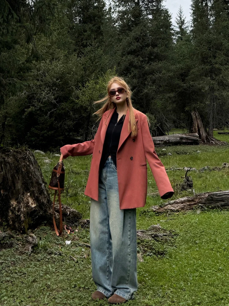 Женский осенне-зимний новый модный универсальный костюм-жакет цвета «тыква» с эффектом утончения и подчеркивания фигуры, белый
Женский осенне-зимний новый модный универсальный костюм-жакет цвета «тыква» с эффектом утончения и подчеркивания фигуры, белый