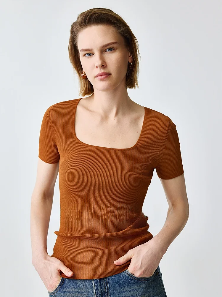 RoseLingLing Commuter Essential Comfortable Slimming Machine Washable Casual Versatile Knitted U-Neck Short Sleeve Women's Top
RoseLingLing Commuter Essential Comfortable Slimming Machine Washable Casual Versatile Knitted U-Neck Short Sleeve Women's Top