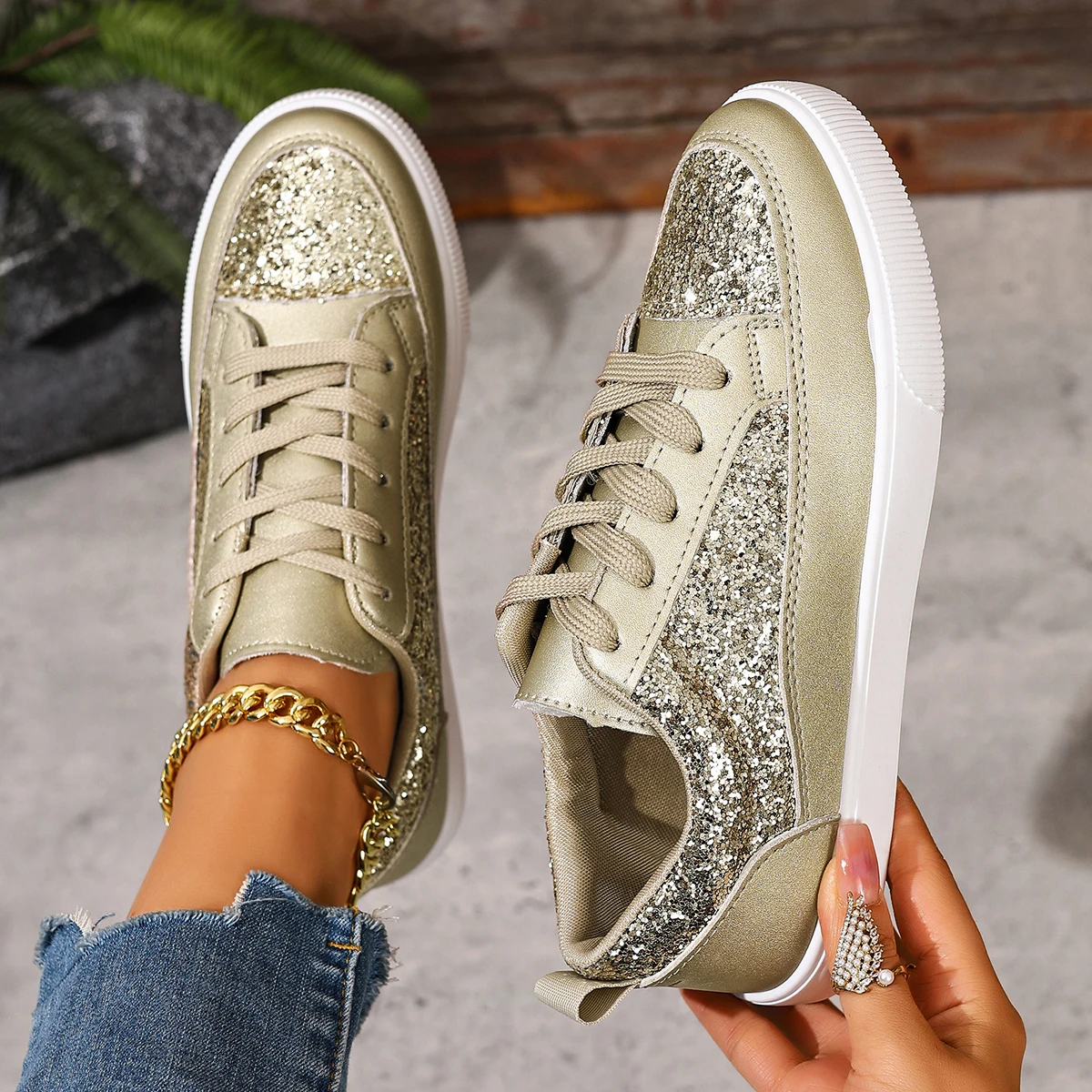 2025 Women Sneakers Bling Casual Fashion Shoes for Women Comfor Lace-up Flats Outdoor Non-slip Women Shoes Zapatillas De Mujer
2025 Women Sneakers Bling Casual Fashion Shoes for Women Comfor Lace-up Flats Outdoor Non-slip Women Shoes Zapatillas De Mujer