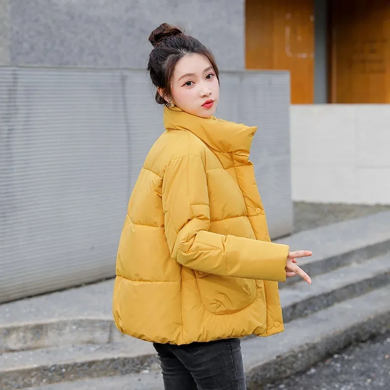 2023New Korean Loose Thick Warm Outwear Fashion Overcoat Style Down Coat Women Parkas Tide Top Short Cotton-Padded Jacket Ladies
2023New Korean Loose Thick Warm Outwear Fashion Overcoat Style Down Coat Women Parkas Tide Top Short Cotton-Padded Jacket Ladies