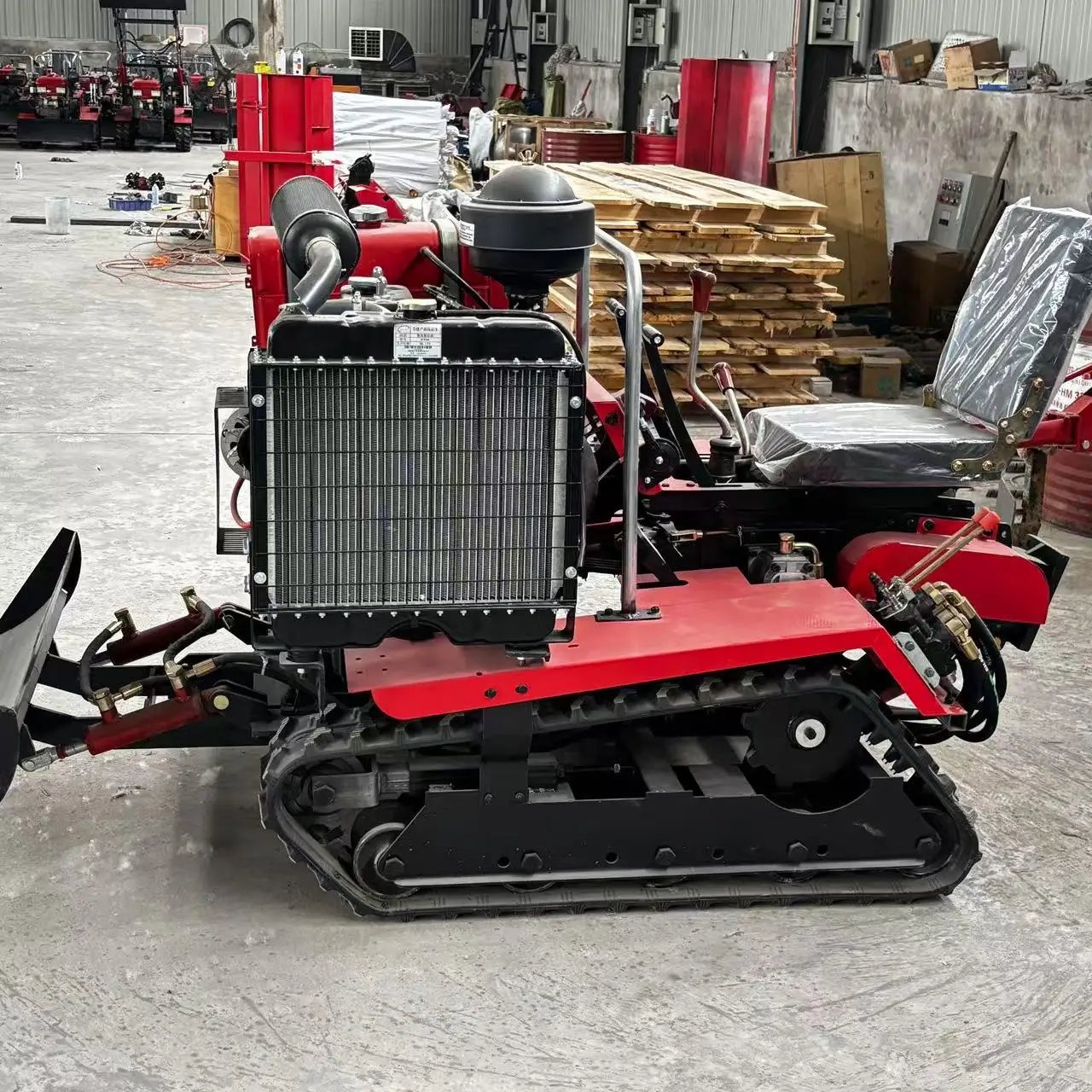 China Rotavator Cultivators Agricultural Farming Mini Rotary Tiller Crawler Tractor Cultivators
China Rotavator Cultivators Agricultural Farming Mini Rotary Tiller Crawler Tractor Cultivators