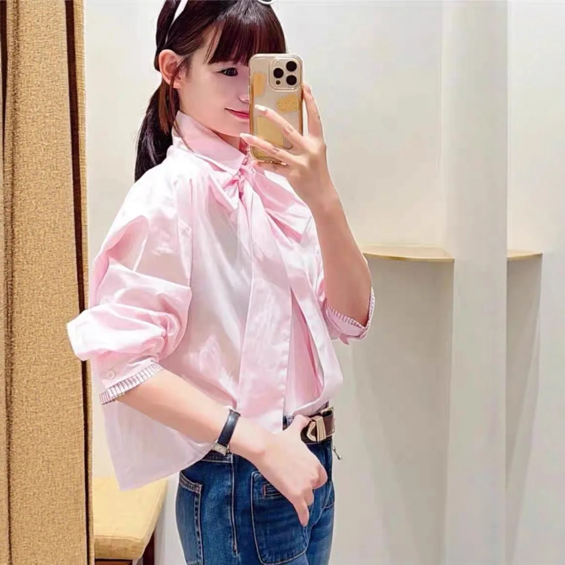 Spring/Summer Women Turn-down Collar Bow Tie Long Sleeve Solid Blouse Single-breasted Loose Elegant Sweet Shirt
Spring/Summer Women Turn-down Collar Bow Tie Long Sleeve Solid Blouse Single-breasted Loose Elegant Sweet Shirt