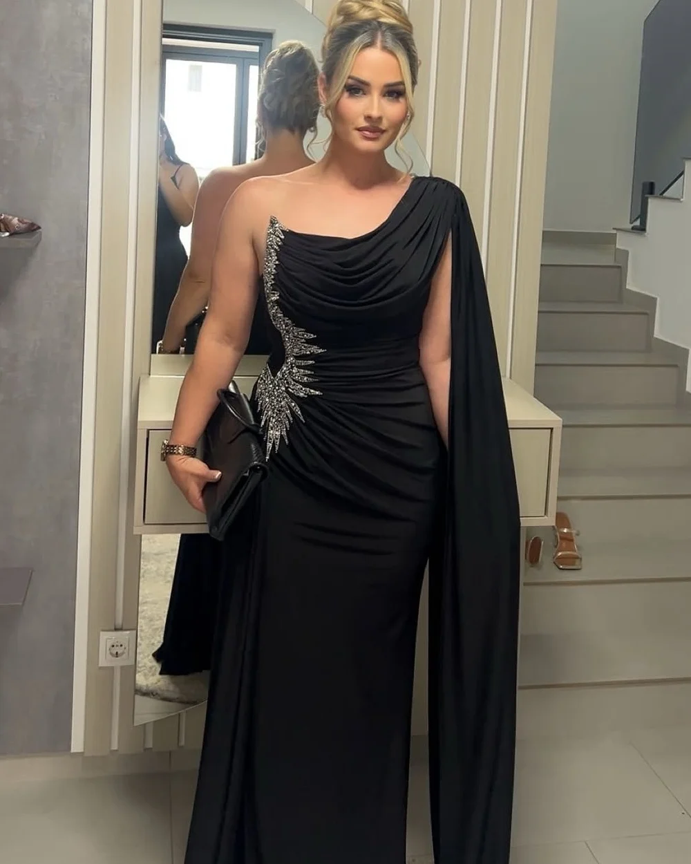 Customized High Quality Classic Chiffon Rhinestone Ruched Mermaid One-shoulder Long Dresses Bespoke Occasion Dresses Fashion
Customized High Quality Classic Chiffon Rhinestone Ruched Mermaid One-shoulder Long Dresses Bespoke Occasion Dresses Fashion
