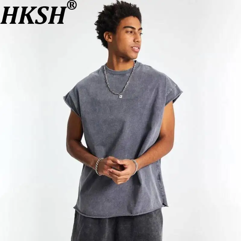 HKSH Spring Summer New Men Tide Chic Ins Vintage Vest Salt-Washed Distressed Tank Top Frayed Edges Fashion Waistcoat Y2K HK24662
HKSH Spring Summer New Men Tide Chic Ins Vintage Vest Salt-Washed Distressed Tank Top Frayed Edges Fashion Waistcoat Y2K HK24662