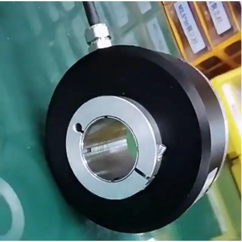 Direct drive motor absolute encoder SSI interface 21 bits absolute encoder
Direct drive motor absolute encoder SSI interface 21 bits absolute encoder