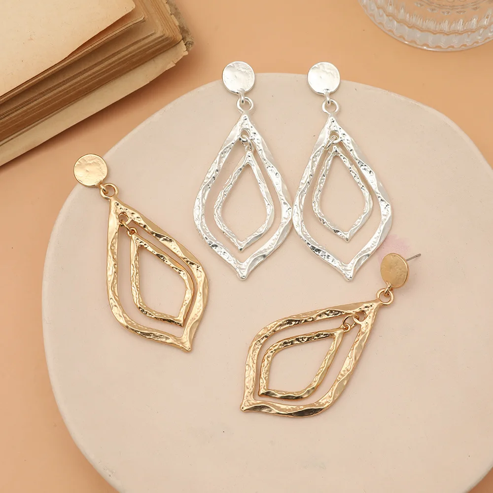 DIY accessories earrings European and American exaggerated fashion earrings wholesale temperament high sense new retro geometric
DIY accessories earrings European and American exaggerated fashion earrings wholesale temperament high sense new retro geometric