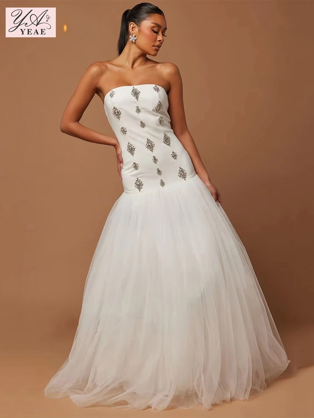 2025 New Women Sexy Strapless Diamonds Ball Gown Maxi Dress Elegant Celebrate Wedding Mermaid Party Dress
2025 New Women Sexy Strapless Diamonds Ball Gown Maxi Dress Elegant Celebrate Wedding Mermaid Party Dress