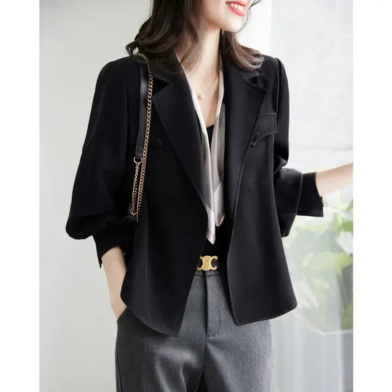 Windbreaker Suit Collar Jackets Women Loose 2024 Autumn Spring Korean Fashion Female Jacket Pocket Coat Single Breasted Coat
Windbreaker Suit Collar Jackets Women Loose 2024 Autumn Spring Korean Fashion Female Jacket Pocket Coat Single Breasted Coat