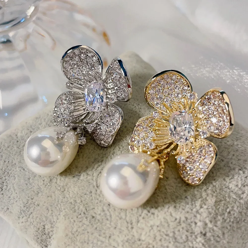 Soramoore Luxury Trendy Pearl Pendant Earrings Full Micro Elegant Shiny Cubic Zirconia for Women Bridal Wedding Party Jewelry
Soramoore Luxury Trendy Pearl Pendant Earrings Full Micro Elegant Shiny Cubic Zirconia for Women Bridal Wedding Party Jewelry