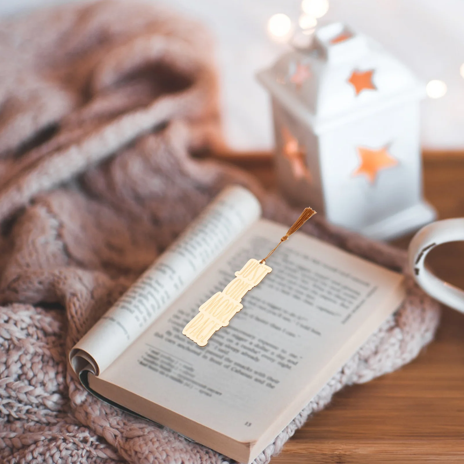 5 Pcs Wooden Alphabet Bookmarks With Tassel Practical Reading Accessory Letter Pattern 
5 Pcs Wooden Alphabet Bookmarks With Tassel Practical Reading Accessory Letter Pattern