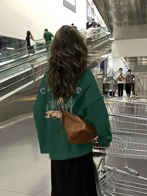Vintage American round Neck Sweatshirt Women's Autumn Winter Thickened Fleece Large Size Retro Elegant Green Top
Vintage American round Neck Sweatshirt Women's Autumn Winter Thickened Fleece Large Size Retro Elegant Green Top