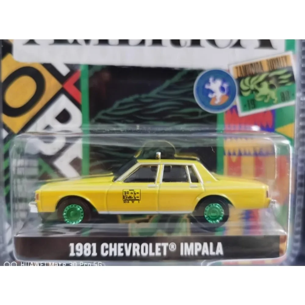 1:64 2020 RAM 2500 1981 Chevrolet Impala taxi High Simulation Diecast Car Metal Alloy Model Car Children's toys collection gifts
1:64 2020 RAM 2500 1981 Chevrolet Impala taxi High Simulation Diecast Car Metal Alloy Model Car Children's toys collection gifts