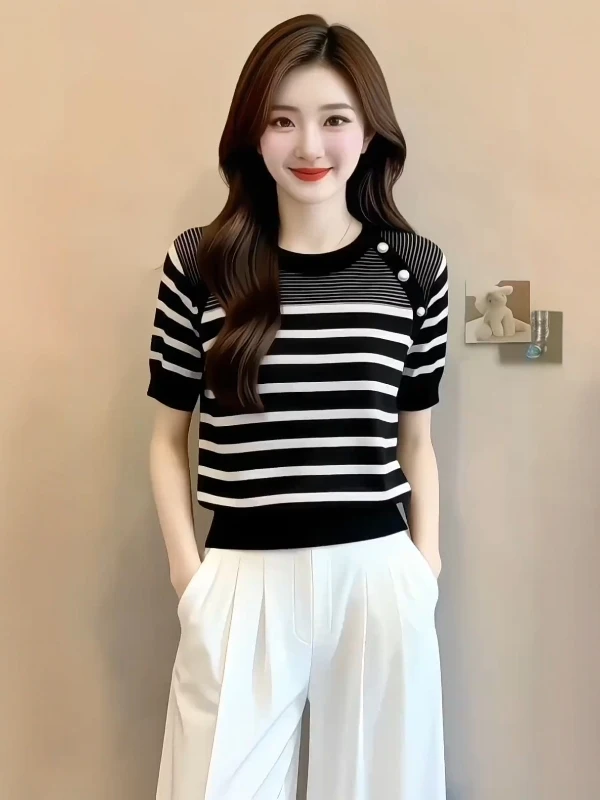 plus Size Women's Knitwear Short Sleeve Striped round Neck Summer Slimming Fashionable Age-Defying Korean Style Casual Top
plus Size Women's Knitwear Short Sleeve Striped round Neck Summer Slimming Fashionable Age-Defying Korean Style Casual Top