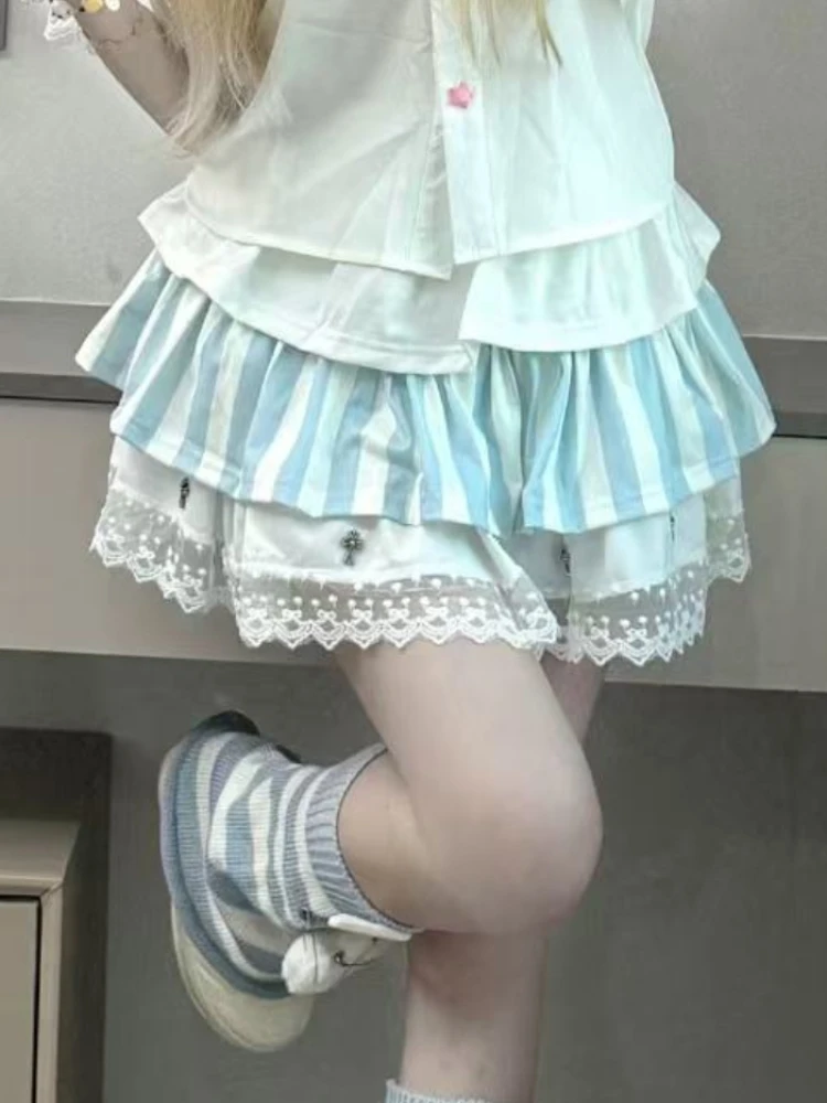 Японская лоскутная милая юбка для женщин Kawaii Harajuku Cake, пушистые юбки, модная кружевная синяя полосатая тонкая мини-юбка, женская новинка
Японская лоскутная милая юбка для женщин Kawaii Harajuku Cake, пушистые юбки, модная кружевная синяя полосатая тонкая мини-юбка, женская новинка