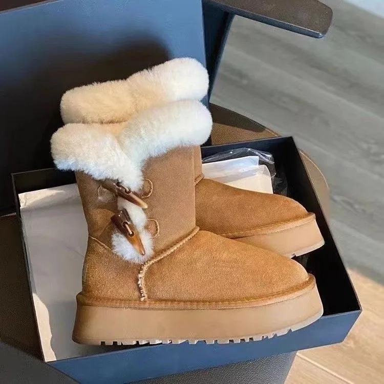 Thick Soled Women's 2024 Winter New Item Fur Integrated with Plush Thick Cotton Shoes
Thick Soled Women's 2024 Winter New Item Fur Integrated with Plush Thick Cotton Shoes