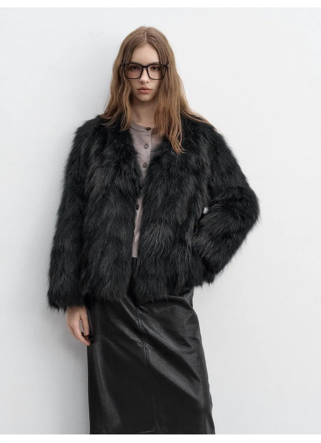 Женские длинные пальто из искусственного меха белого цвета, теплые, на флисовой подкладке, с ветрозащитой, элегантные, в стиле пончо, модные, для работы и активного отдыха.
Женские длинные пальто из искусственного меха белого цвета, теплые, на флисовой подкладке, с ветрозащитой, элегантные, в стиле пончо, модные, для работы и активного отдыха.