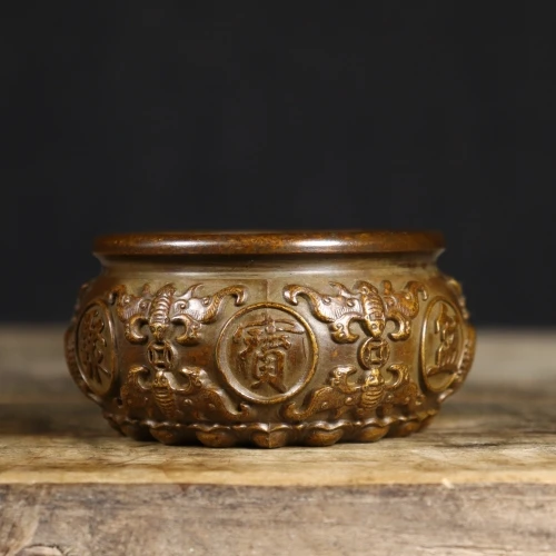 Pulp-wrapped small Bafu cornucopia three-dimensional carving Chinese home home decoration entrance ornament handicrafts
Pulp-wrapped small Bafu cornucopia three-dimensional carving Chinese home home decoration entrance ornament handicrafts
