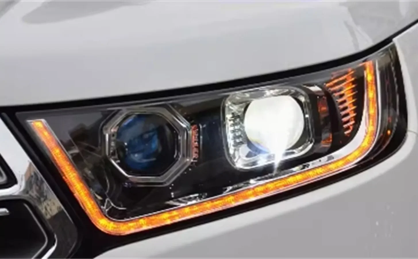Автомобильная светодиодная фара для Ford Edge 15-19, дневные ходовые фары DRL, ближний свет
Автомобильная светодиодная фара для Ford Edge 15-19, дневные ходовые фары DRL, ближний свет
