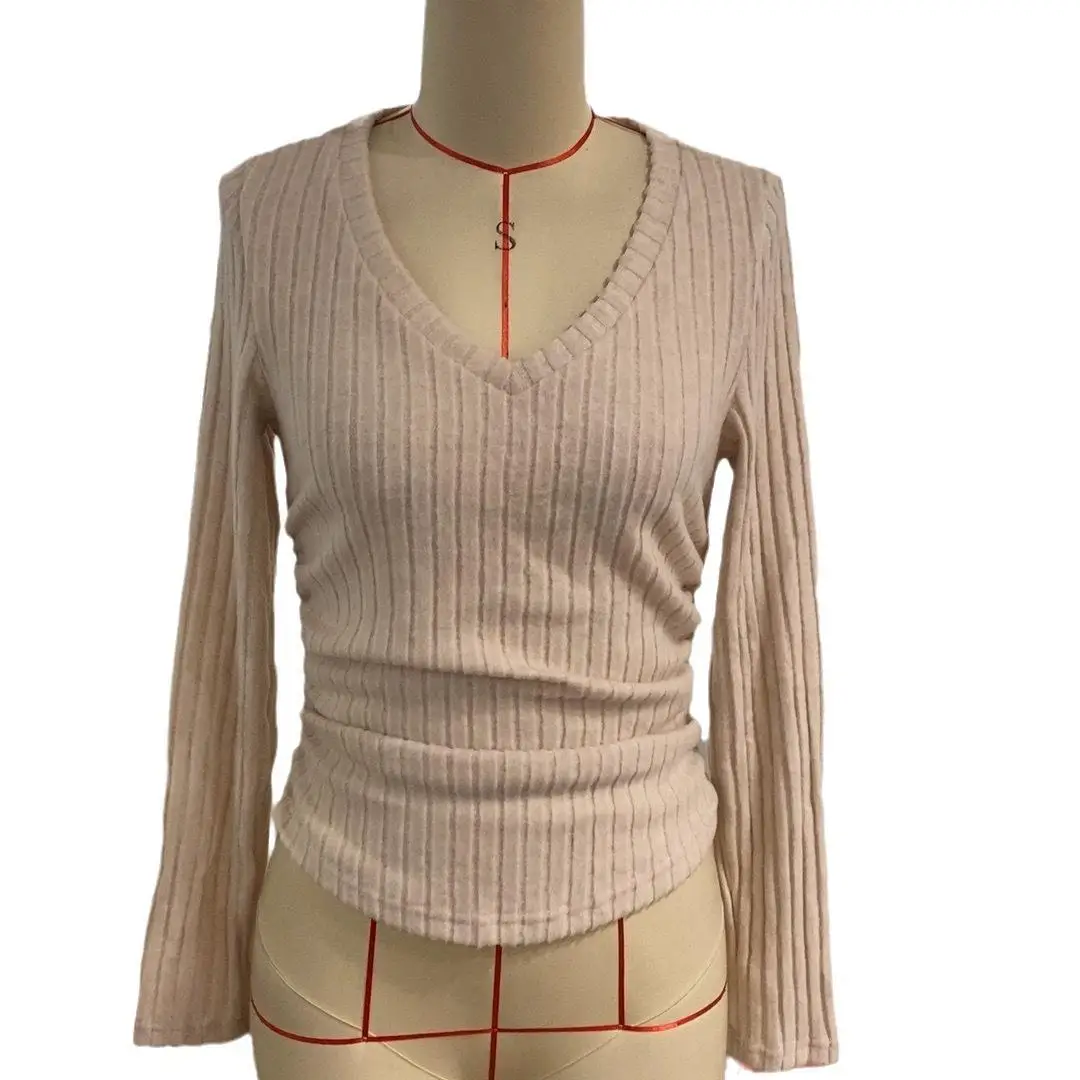 Новая осенне-зимняя трикотажная футболка с v-образным вырезом Long Sve Floing, женская модная футболка Pure Color из ацетатного волокна
Новая осенне-зимняя трикотажная футболка с v-образным вырезом Long Sve Floing, женская модная футболка Pure Color из ацетатного волокна