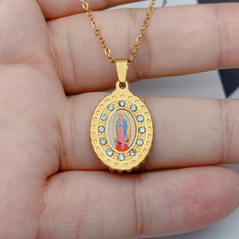 New Stainless Steel Necklace Women Religious Oval Portrait Virgin Guadalupe Pendant Neck For Girl Jewelry Gift
New Stainless Steel Necklace Women Religious Oval Portrait Virgin Guadalupe Pendant Neck For Girl Jewelry Gift