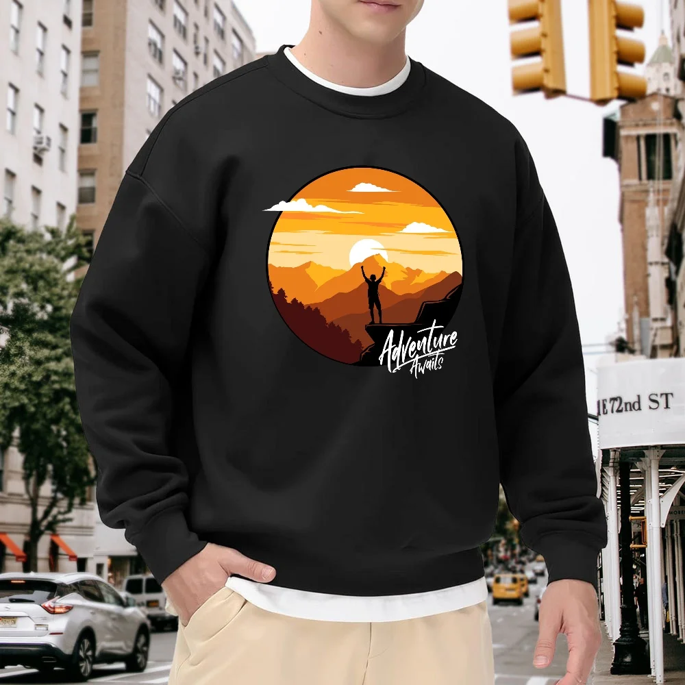 Men's Black Round-Neck Printed Sweatshirt, Loose Casual Top, Mountain Sunset Pattern, Street Fashion Style, Versatile and Comfortable for Everyday Wear
Men's Black Round-Neck Printed Sweatshirt, Loose Casual Top, Mountain Sunset Pattern, Street Fashion Style, Versatile and Comfortable for Everyday Wear