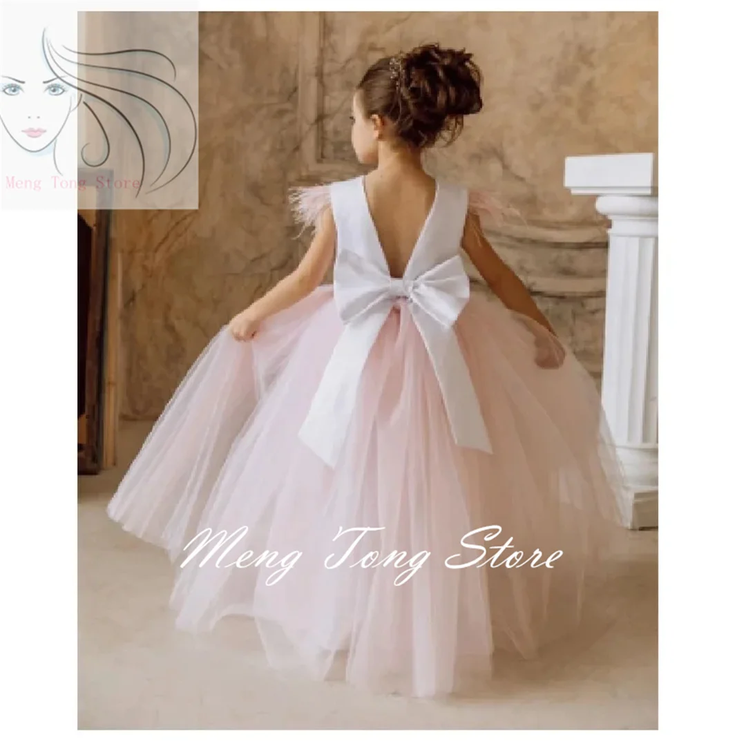 Floor Length A Line Sleeveless O Neck Bow Feather Tulle Elegance Flower Girl Dresses Tutu Pageant Gown Dress First Communion
Floor Length A Line Sleeveless O Neck Bow Feather Tulle Elegance Flower Girl Dresses Tutu Pageant Gown Dress First Communion