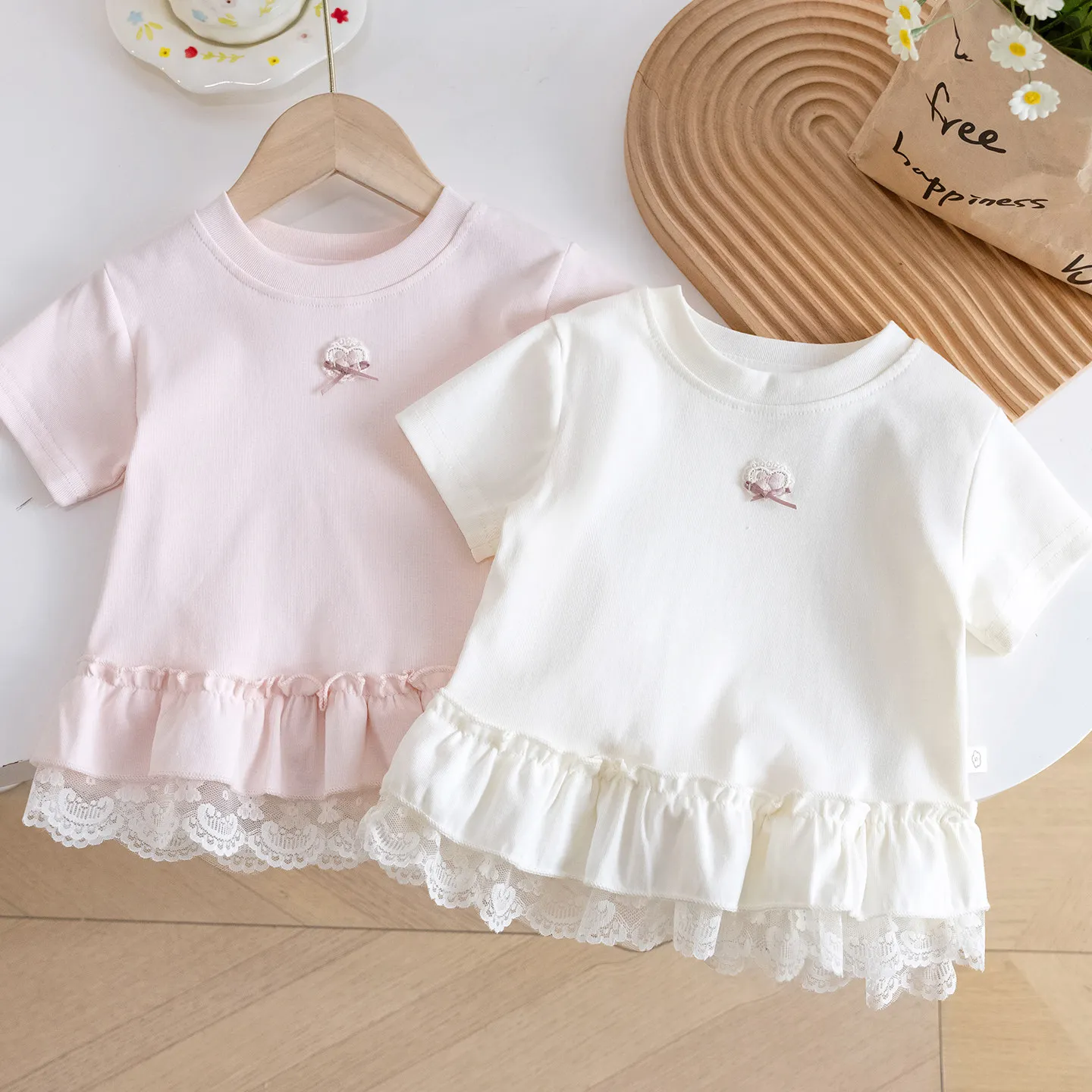 Girls T-shirt 2026 Summer New Style with Ruffled Hem Baby Cotton Breathable Top Baby Versatile Princess Thin Summer Clothes
Girls T-shirt 2026 Summer New Style with Ruffled Hem Baby Cotton Breathable Top Baby Versatile Princess Thin Summer Clothes