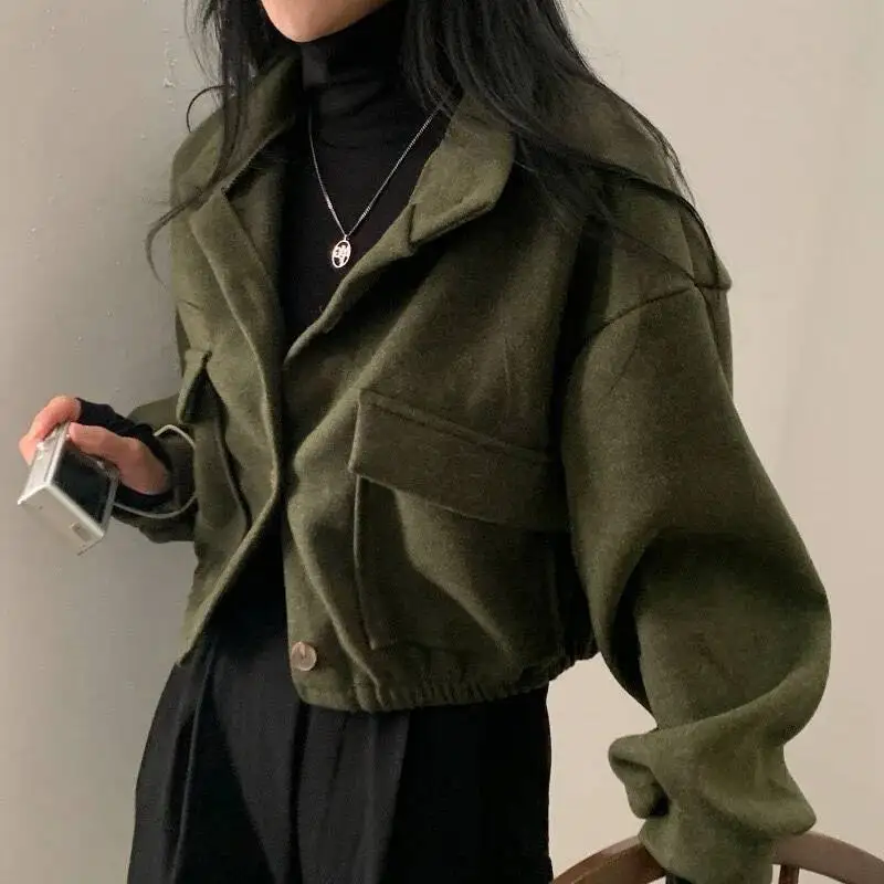 Women's Blend Wool Coat 2025 Autumn Winter Plus Size Wool Cardigan Loose Fit Stand Collar Pocket Buttoned Retro Vibe Outerwear
Women's Blend Wool Coat 2025 Autumn Winter Plus Size Wool Cardigan Loose Fit Stand Collar Pocket Buttoned Retro Vibe Outerwear