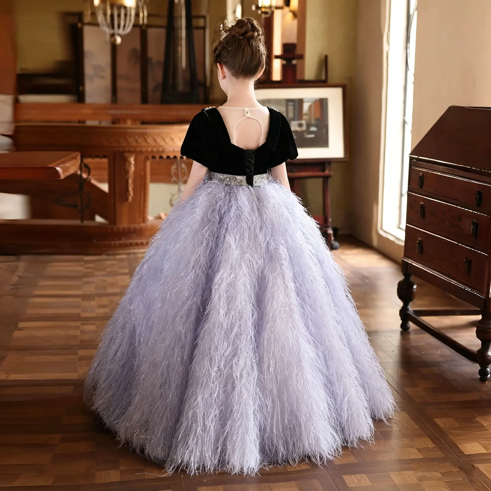 Custom JDY High Puff Sleeve Rhinestone Waist Feather Ballgown Flower Girl Dress Wedding Party Gown Birthday Party Dress Kids
Custom JDY High Puff Sleeve Rhinestone Waist Feather Ballgown Flower Girl Dress Wedding Party Gown Birthday Party Dress Kids