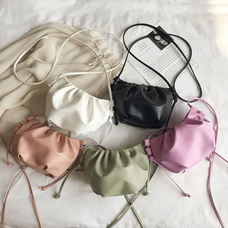 Fashion Women Shoulder Bag New Arrival Crossbody Bag Female Solid Color Pleated Design Ladies Bag Mini Zipper Cloud Bag For Girl
Fashion Women Shoulder Bag New Arrival Crossbody Bag Female Solid Color Pleated Design Ladies Bag Mini Zipper Cloud Bag For Girl