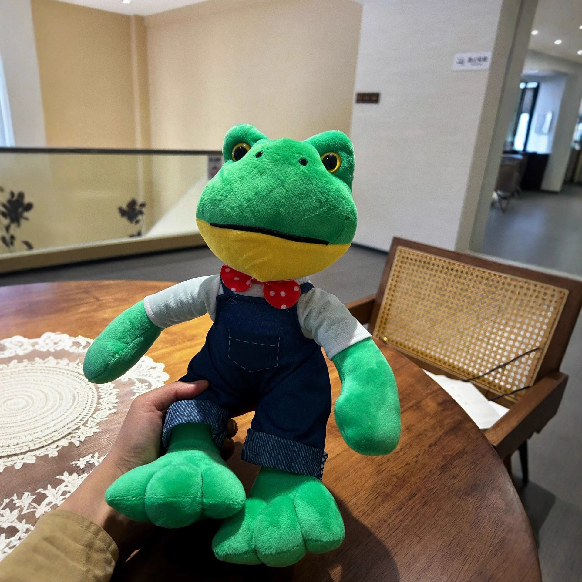New Cute Magic Tv & Movie Expression Plush Doll 25cm Cartoon Girl Plush Frog Toy Soft Long Leg Frog Kids
New Cute Magic Tv & Movie Expression Plush Doll 25cm Cartoon Girl Plush Frog Toy Soft Long Leg Frog Kids