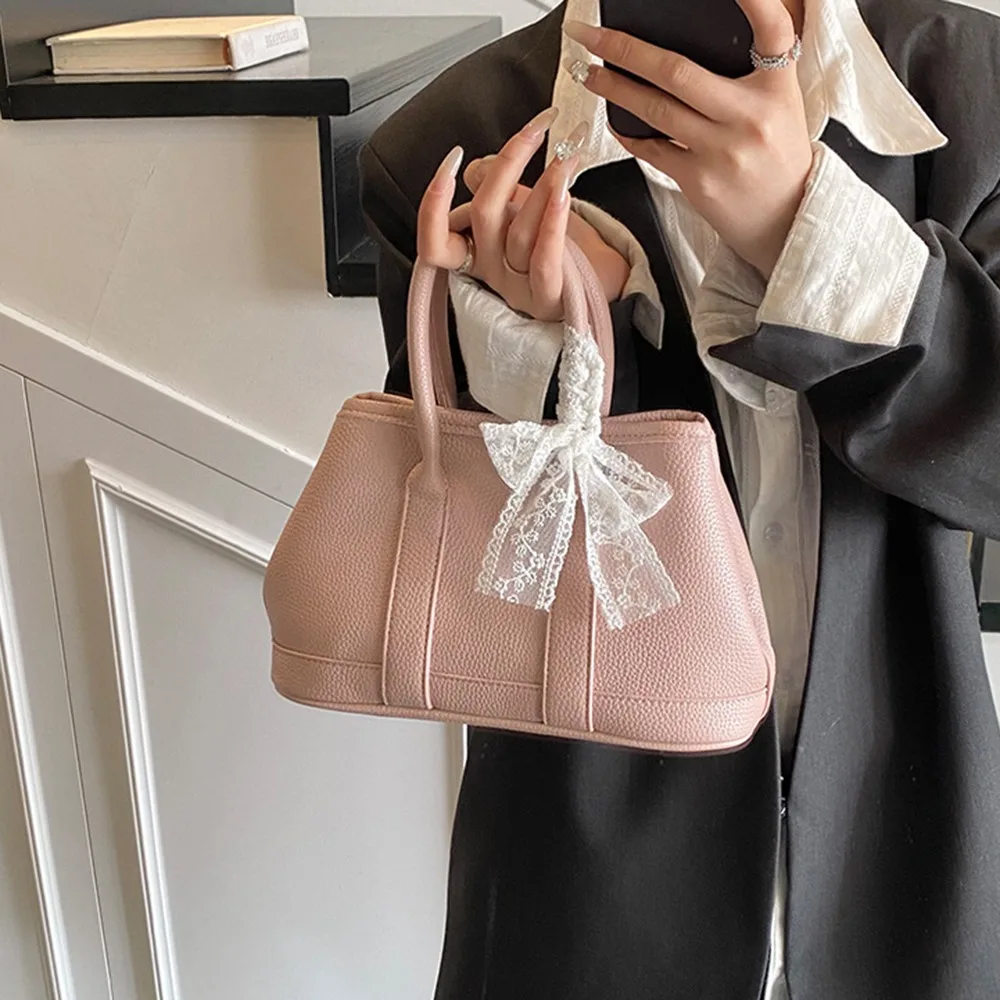 Lychee Texture Women's Handbag Elegant Lace Bow Pendant Bucket Crossbody Bag Storage Bag Soft PU Leather Shoulder Bag Women
Lychee Texture Women's Handbag Elegant Lace Bow Pendant Bucket Crossbody Bag Storage Bag Soft PU Leather Shoulder Bag Women