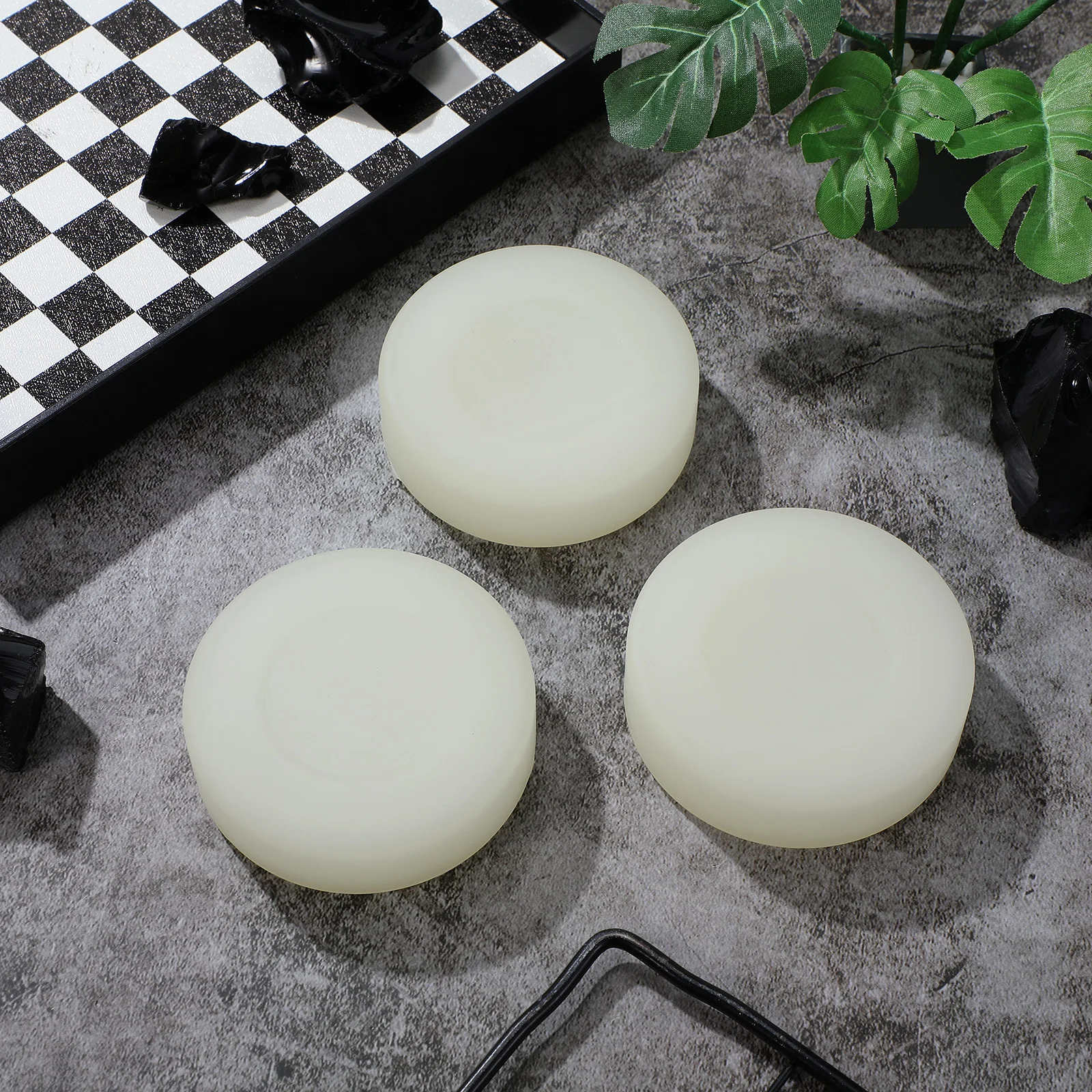 3 pcs Glow In The Dark Hockey Puck Luminous Ice Hockey Puck Round For Outdoor Street Roller Training Play Night Use
3 pcs Glow In The Dark Hockey Puck Luminous Ice Hockey Puck Round For Outdoor Street Roller Training Play Night Use