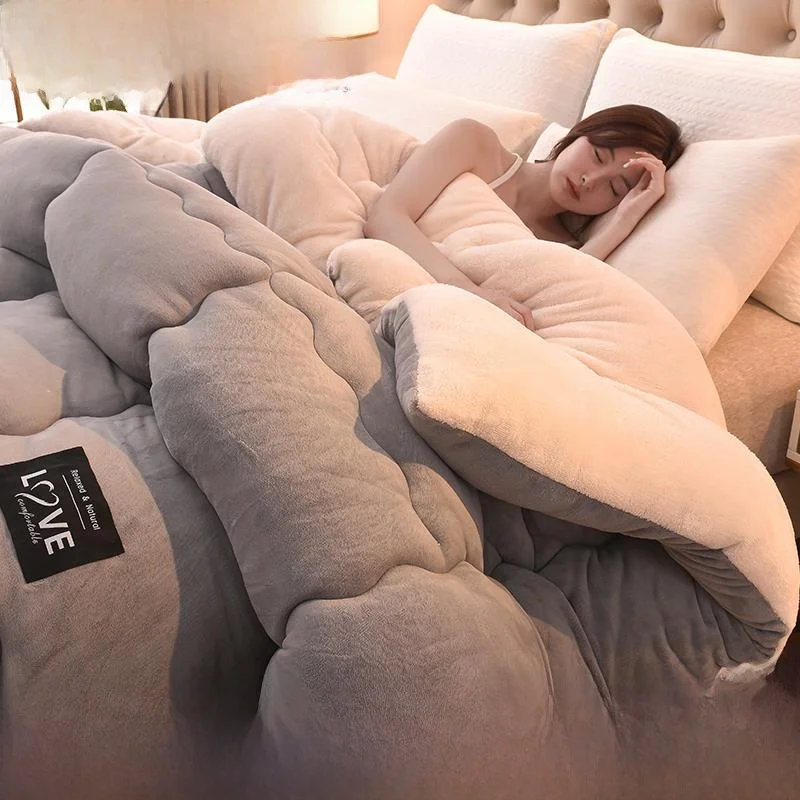 Super Warm Winter Flannel Quilt Comforter Blanket Bed Duvet Polyester Fiber Nine Hole Fill Other Functions Bedding Cover
Super Warm Winter Flannel Quilt Comforter Blanket Bed Duvet Polyester Fiber Nine Hole Fill Other Functions Bedding Cover