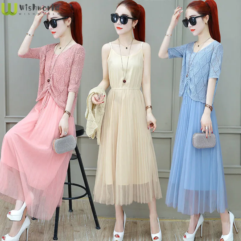 2022 Summer New Medium and Long V-neck Dress Two-piece Set Women's Hollow Short Sleeve Mesh A-line Skirt Women's Set
2022 Summer New Medium and Long V-neck Dress Two-piece Set Women's Hollow Short Sleeve Mesh A-line Skirt Women's Set