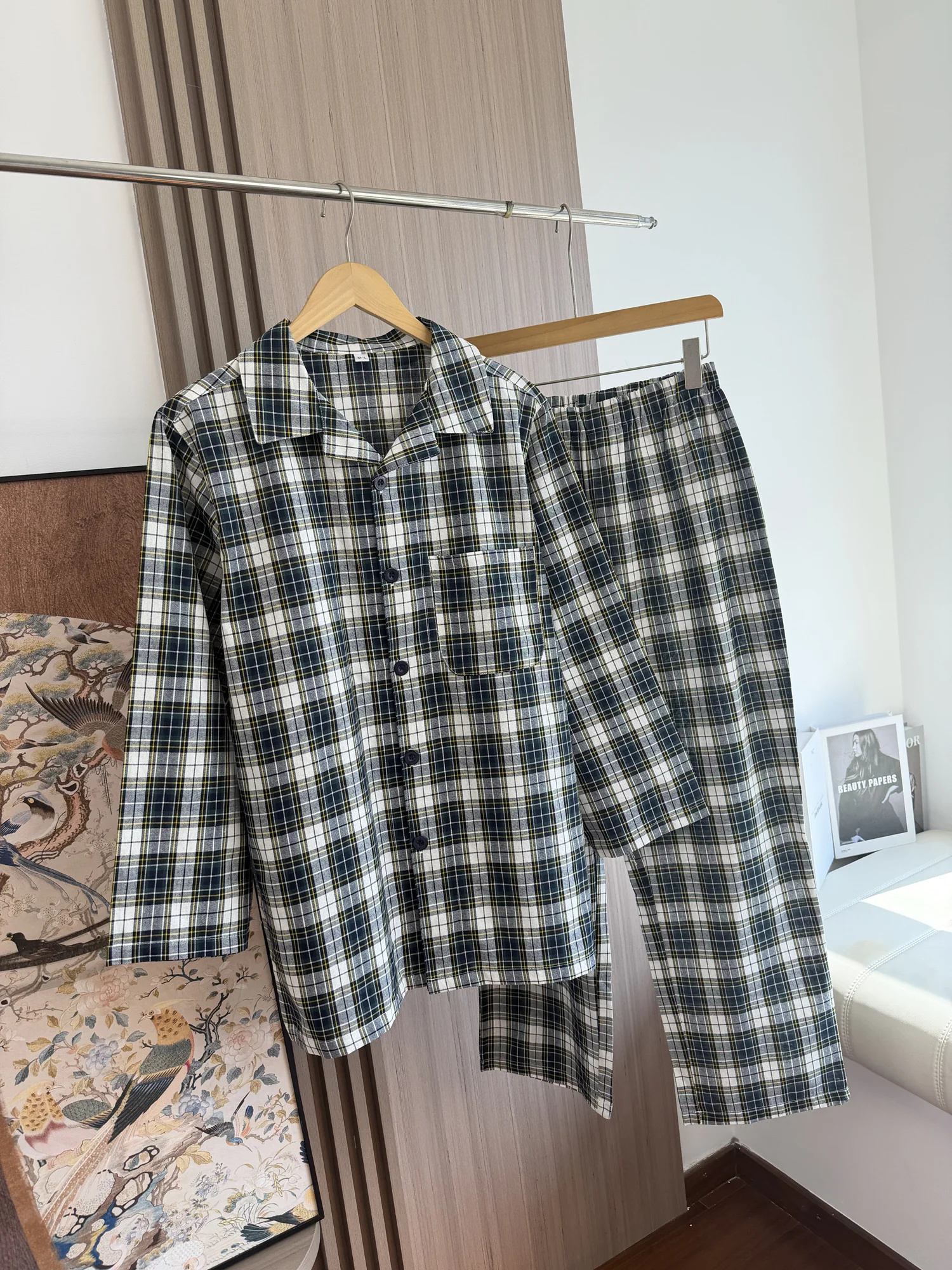 Men's Casual Home Clothes Set Soft Breathable Plaid Shirt Pants Sleepwear Spring Summer Comfortable Long Sleeve Long Pants
Men's Casual Home Clothes Set Soft Breathable Plaid Shirt Pants Sleepwear Spring Summer Comfortable Long Sleeve Long Pants