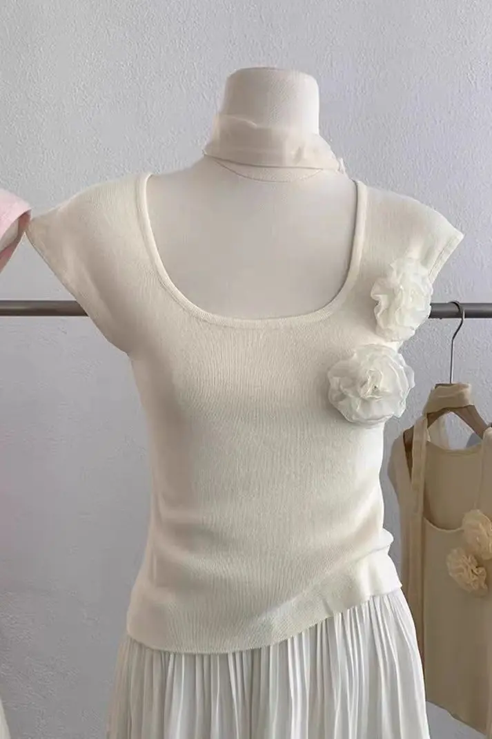 Korejpaa Three Dimensional Flower T Shirts French Streamer U-neck Knitted Short Sleeved T-shirt Women Slimming Gentle Tees
Korejpaa Three Dimensional Flower T Shirts French Streamer U-neck Knitted Short Sleeved T-shirt Women Slimming Gentle Tees