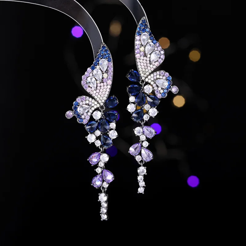 Luxurious Elegant Heavy Craft Earrings Wholesale European and American Court Style High-end Feel Banquet Wedding Long Water
Luxurious Elegant Heavy Craft Earrings Wholesale European and American Court Style High-end Feel Banquet Wedding Long Water