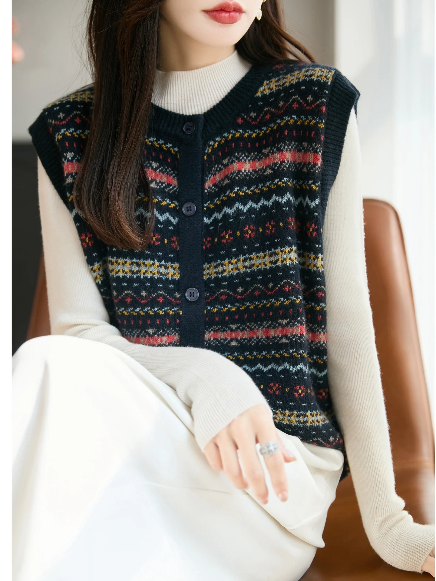 Thiened Warmth Women's Knitted Vest Cardigan Floral Embroidery Svel Clothes Faionable Commute Sle Regular Length
Thiened Warmth Women's Knitted Vest Cardigan Floral Embroidery Svel Clothes Faionable Commute Sle Regular Length