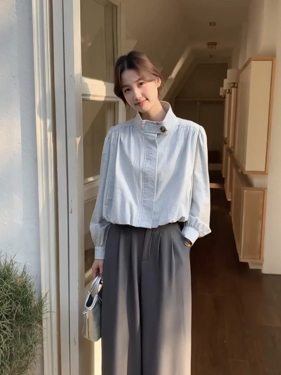 Loose Long Sve Blue irt Korean Sle Women's Spring Faionable Padded Stand Collar Workwear Floral Print Slimming Top
Loose Long Sve Blue irt Korean Sle Women's Spring Faionable Padded Stand Collar Workwear Floral Print Slimming Top