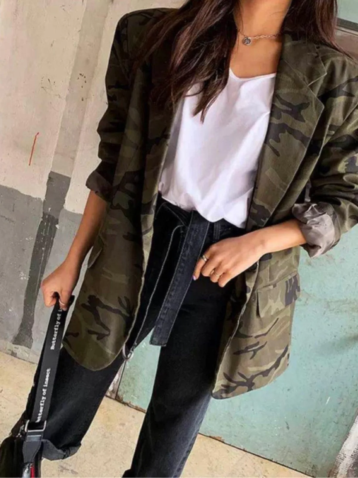 Sli Loose Military een Camouflage Suit Jaet Women's Spring Autumn New Faion Outerwear Long Sve Commute Sle
Sli Loose Military een Camouflage Suit Jaet Women's Spring Autumn New Faion Outerwear Long Sve Commute Sle