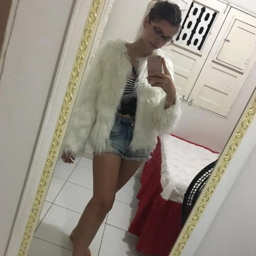 Women Faux Fur Jacket Stylish Women's Faux Fur Jacket for Autumn Winter Warm Plush Coat with Round Neck Long Sleeves for Casual
Women Faux Fur Jacket Stylish Women's Faux Fur Jacket for Autumn Winter Warm Plush Coat with Round Neck Long Sleeves for Casual