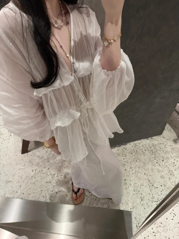 Parkyeon Casual Style V-Neck Tie Waist Shirt Women's Slimming Half Skirt Set Floral Lace Hemline Fashionable Summer Outfit
Parkyeon Casual Style V-Neck Tie Waist Shirt Women's Slimming Half Skirt Set Floral Lace Hemline Fashionable Summer Outfit
