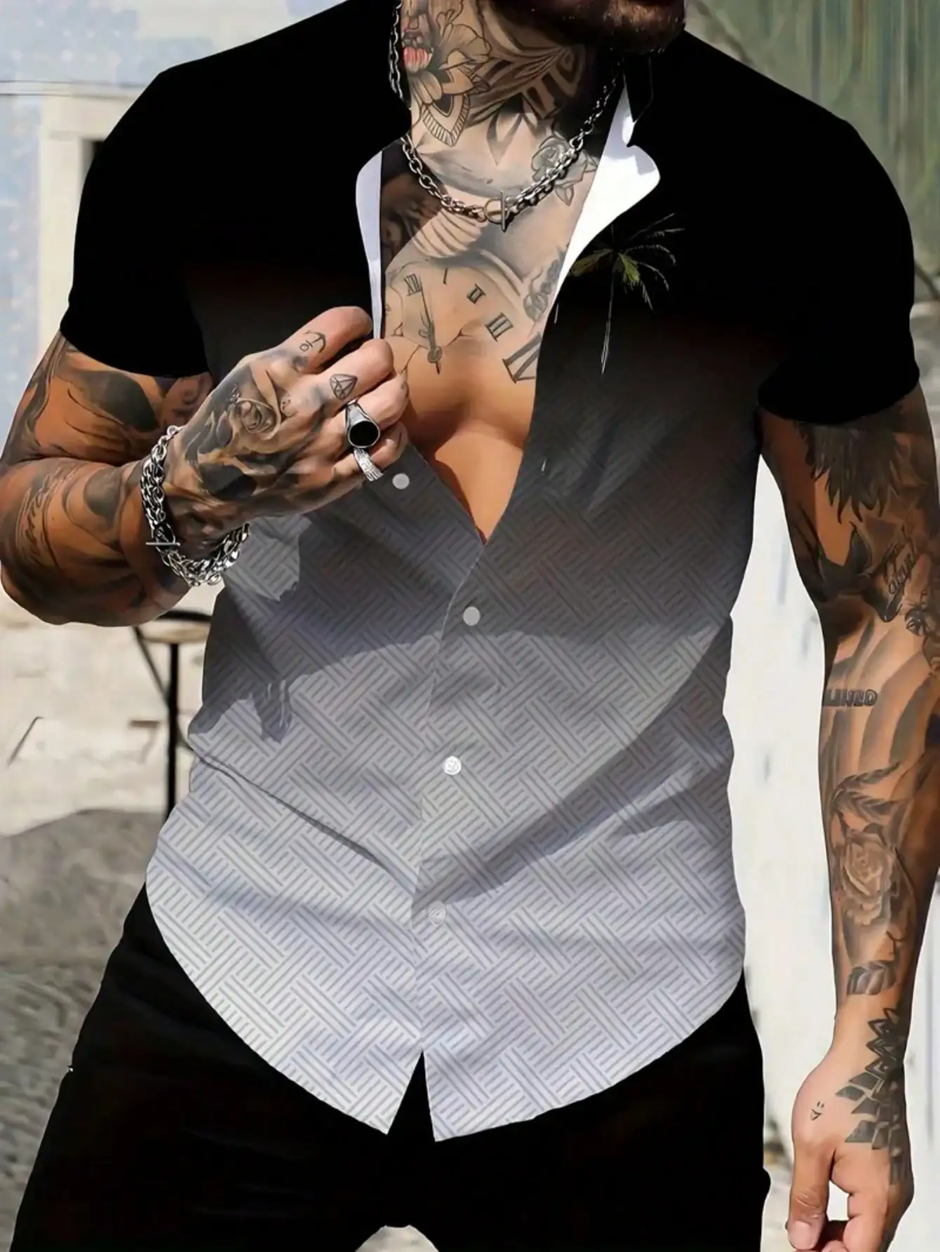 Men's Gradient Geometric Print Short Sleeve Button Down Shirt
Men's Gradient Geometric Print Short Sleeve Button Down Shirt