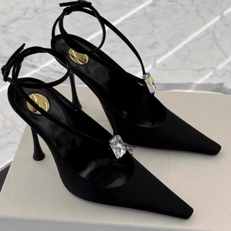 Crystal Pointed Toe High Heels Shoes Women Sandals Designer Sexy Party Shoes Summer 2025 New Brand Dress Mujer Pumps Woman Shoes
Crystal Pointed Toe High Heels Shoes Women Sandals Designer Sexy Party Shoes Summer 2025 New Brand Dress Mujer Pumps Woman Shoes