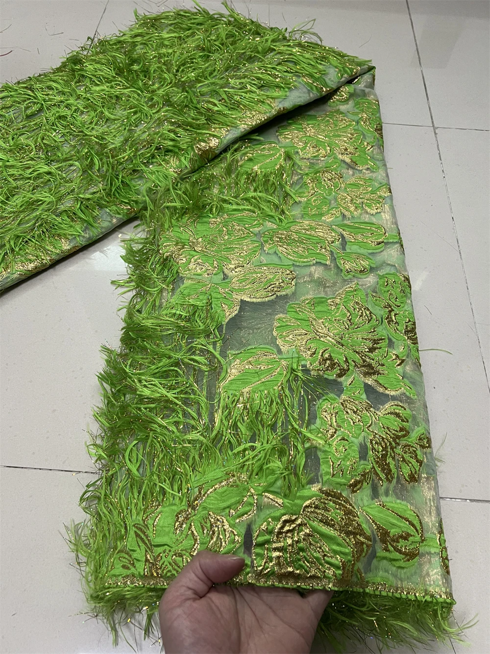 Hot selling African French Lace Fabrics Good quality Nigerian net Fabric Organza Lace with sequins for Wedding COP-005
Hot selling African French Lace Fabrics Good quality Nigerian net Fabric Organza Lace with sequins for Wedding COP-005