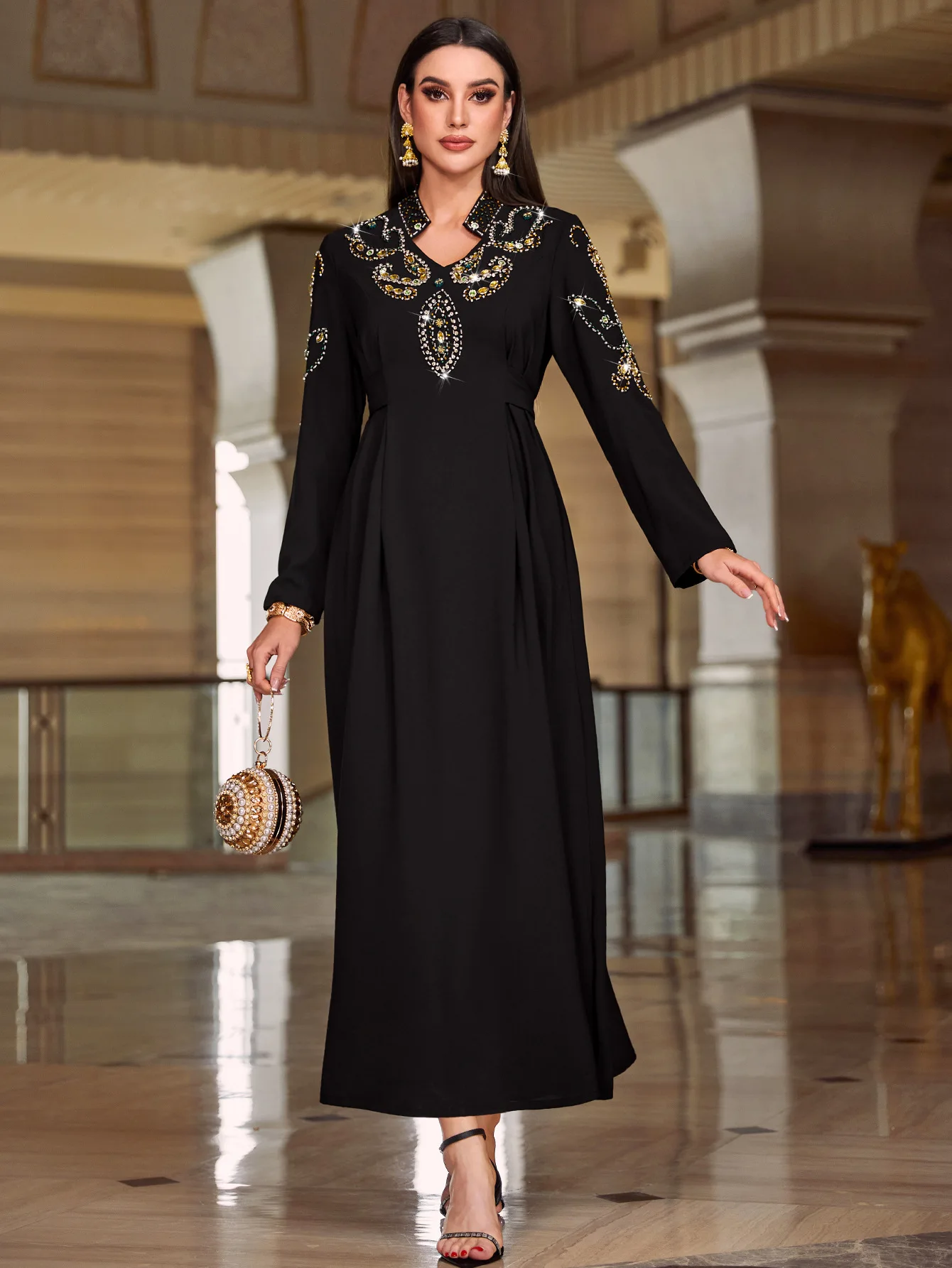 Fashion Women Black Banquet Gown Rhinestone Long Dress Abaya Stand Collar Long Sleeve Waist Fitted Big Swing Muslim Party Turkey
Fashion Women Black Banquet Gown Rhinestone Long Dress Abaya Stand Collar Long Sleeve Waist Fitted Big Swing Muslim Party Turkey