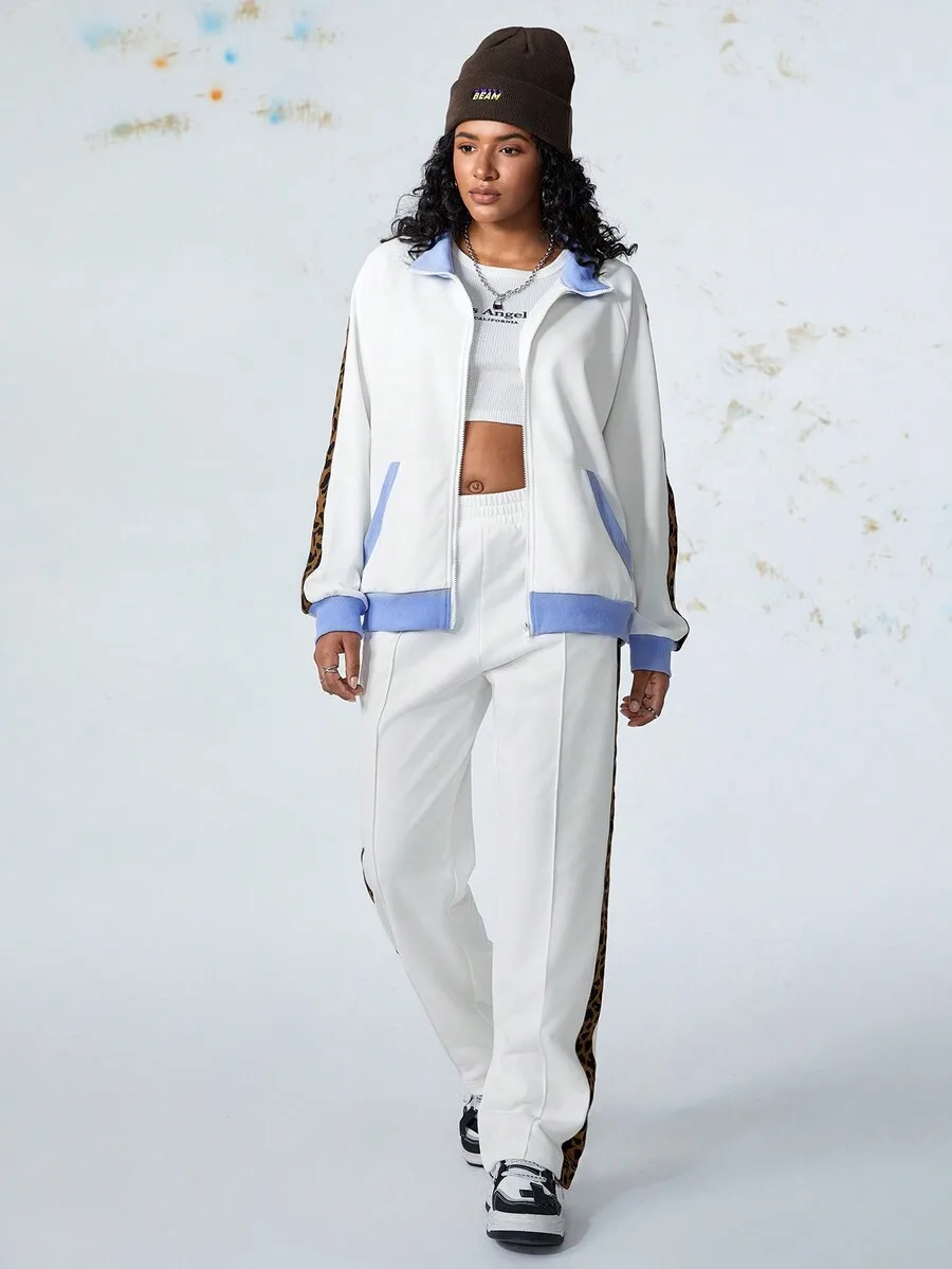 Women Leopard Patchwork Zipper Front Tracksuit Set White Blue
Women Leopard Patchwork Zipper Front Tracksuit Set White Blue