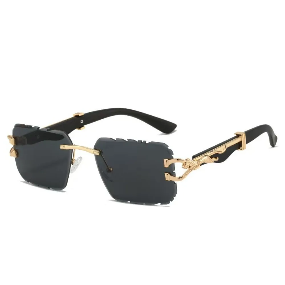 Cool Anti-UV Rimless Women's Sunglasses Classic Vintage Retro Frame Eyewear HD Rectangle INS Women Sunglasses Unisex
Cool Anti-UV Rimless Women's Sunglasses Classic Vintage Retro Frame Eyewear HD Rectangle INS Women Sunglasses Unisex