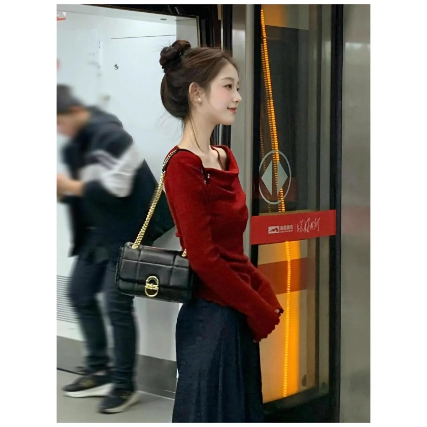 Pullovers Womens New Sweatshirts Polyamide Shimmering Iridescent Luminous Radiant Glowing Brilliant Dazzling Wool Durable Hardy
Pullovers Womens New Sweatshirts Polyamide Shimmering Iridescent Luminous Radiant Glowing Brilliant Dazzling Wool Durable Hardy